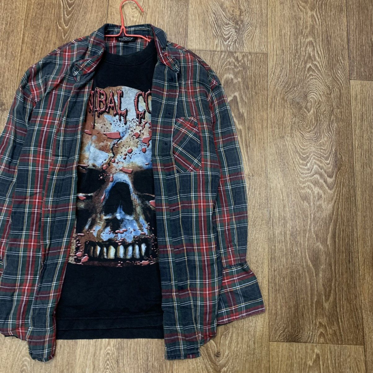 Vintage Vintage Y2K Grunge Plaid Shirt Skull Graphic Oversized M Size US M / EU 48-50 / 2 - 2 Thumbnail