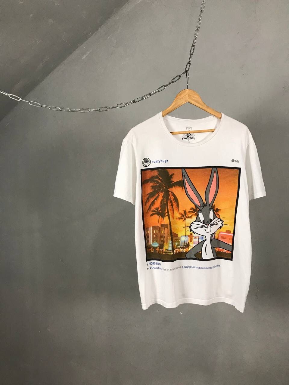 Vintage Looney Tunes Vintage Movie Comics Tee Size US XL / EU 56 / 4 - 1 Thumbnail