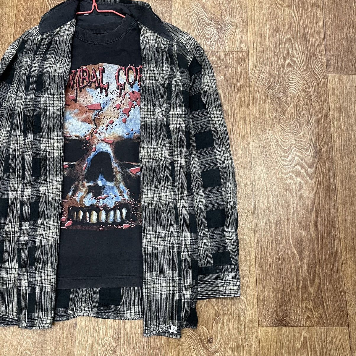 Vintage Vintage 90s Checkered Shirt Grunge Oversized Plaid Faded L Size US L / EU 52-54 / 3 - 2 Thumbnail