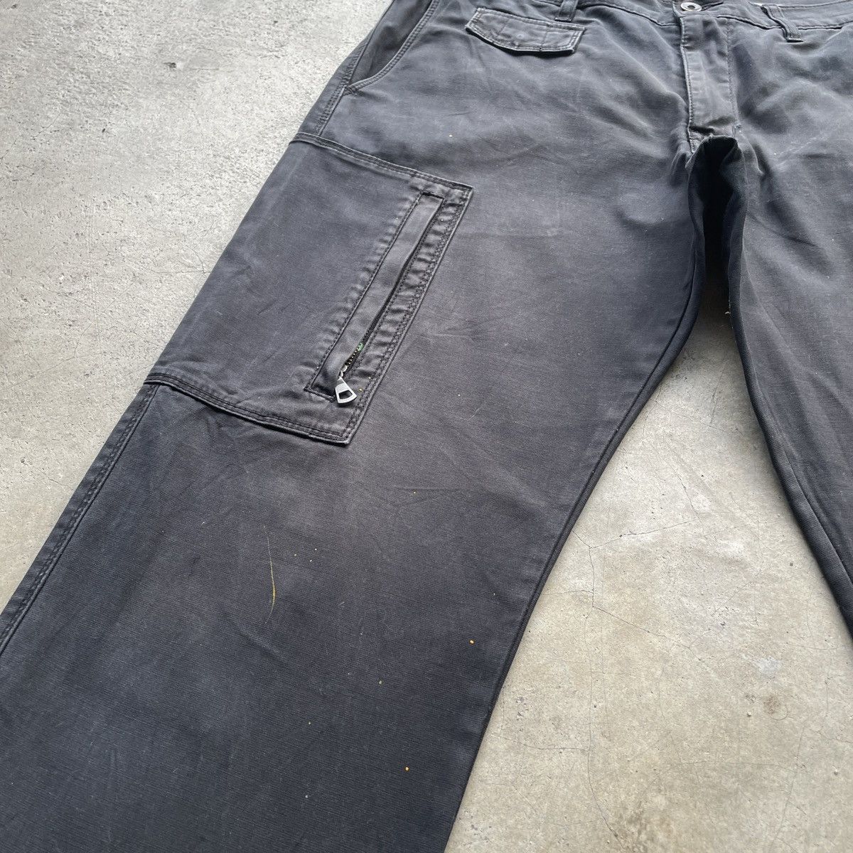 Japanese Brand Vintage Japanese Brand Black Tactical Cargo Pants W33x33.5 Size US 33 - 8 Thumbnail