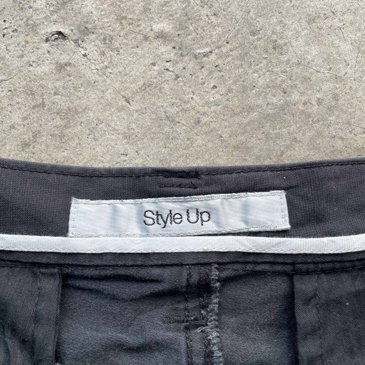 Japanese Brand Vintage Japanese Brand Black Tactical Cargo Pants W33x33.5 Size US 33 - 9 Thumbnail