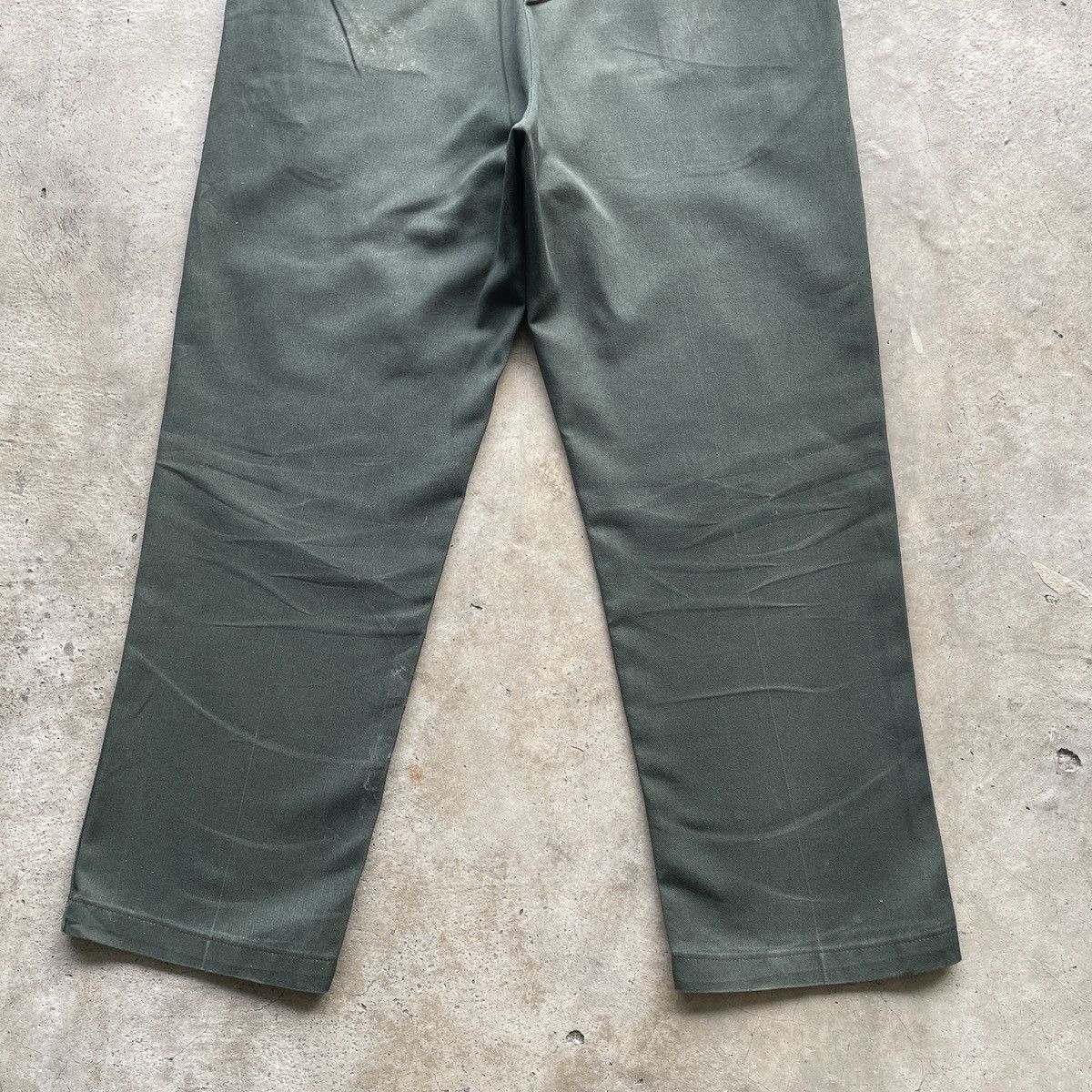 Dickies Vintage Dickies Green Faded Trousers Casual Pants W37x30 Size US 37 - 11 Thumbnail