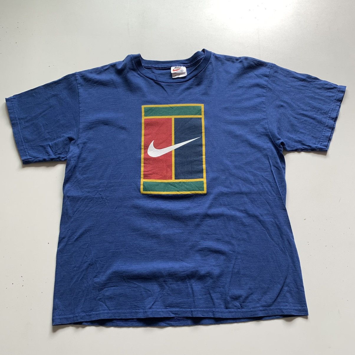 Nike Vintage 1990s Nike Swoosh Tennis Graphic T Shirt Large Rare Size US L / EU 52-54 / 3 - 1 Thumbnail