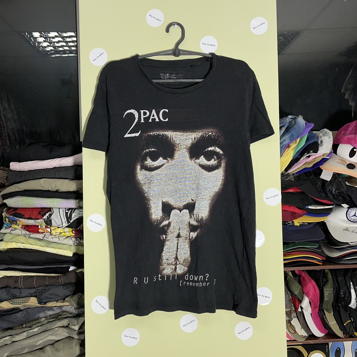 Vintage Vintage 90s 2Pac Graphic Tee Sun Faded Rap Streetwear Boxy S Size US S / EU 44-46 / 1 - 1 Thumbnail