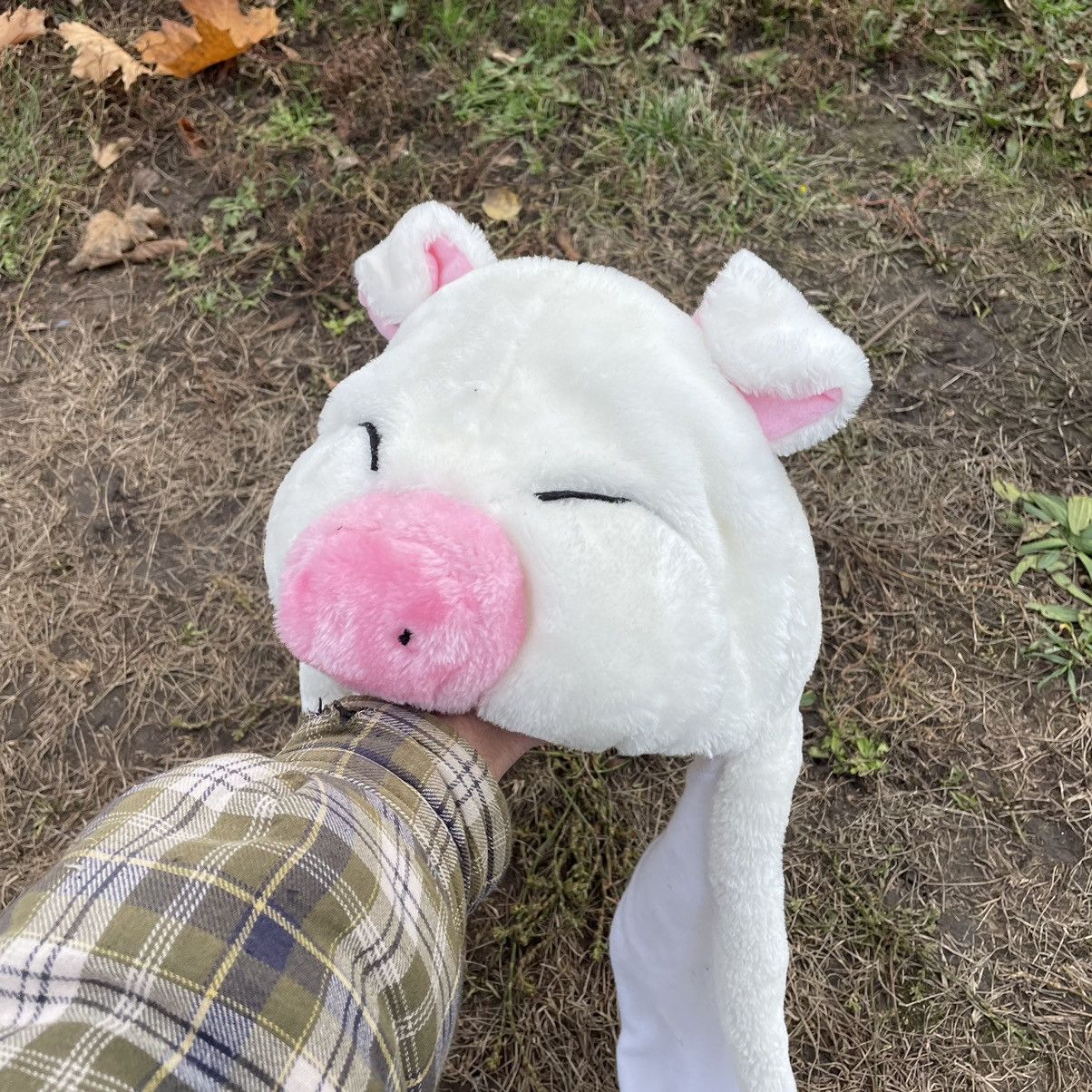 Vintage Vintage 90s Pig Beanie Emo Streetwear Alt Kawaii Faded OS Size ONE SIZE - 7 Thumbnail