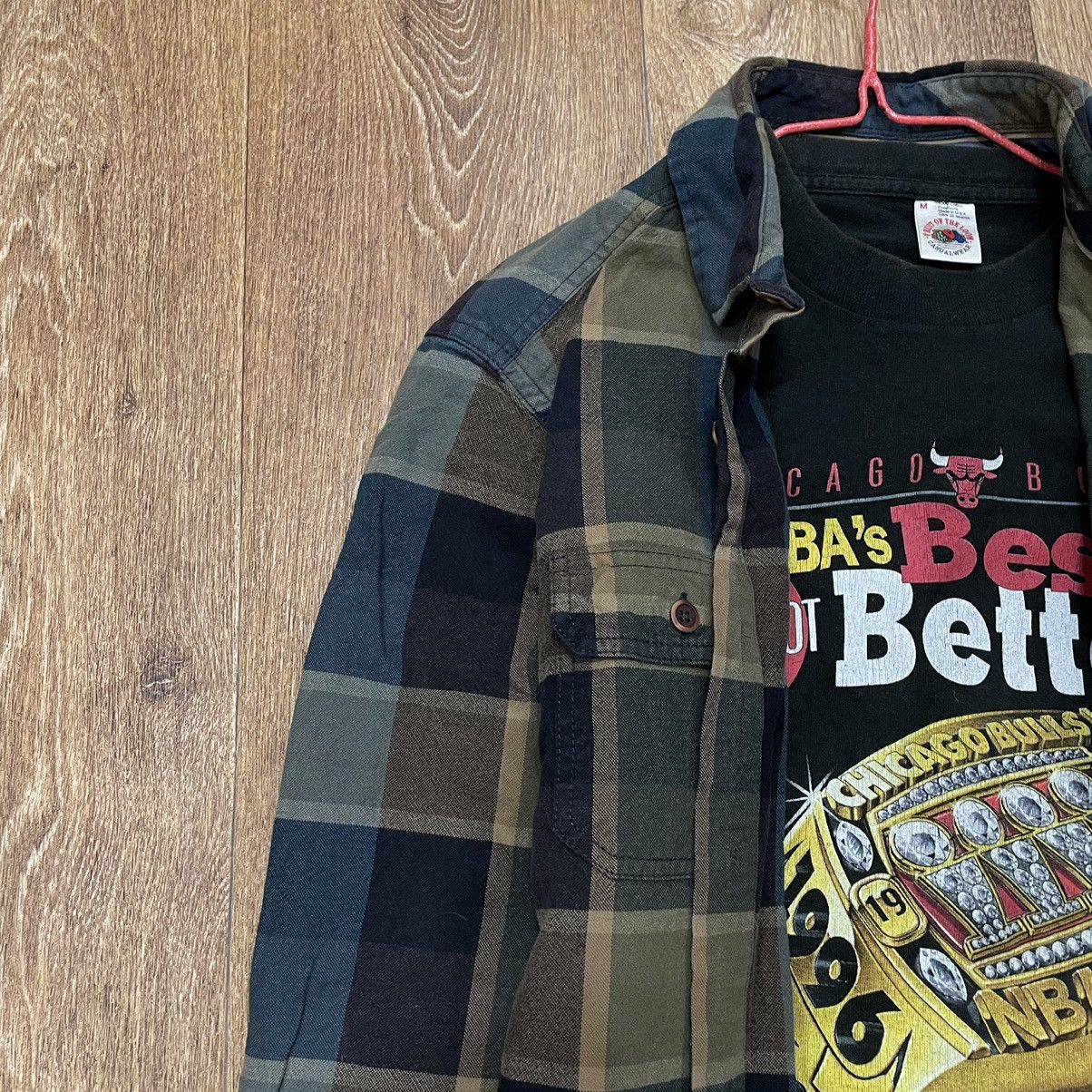 Vintage Vintage 90s Plaid Shirt Baggy Grunge Streetwear Thrashed M Size US M / EU 48-50 / 2 - 5 Thumbnail