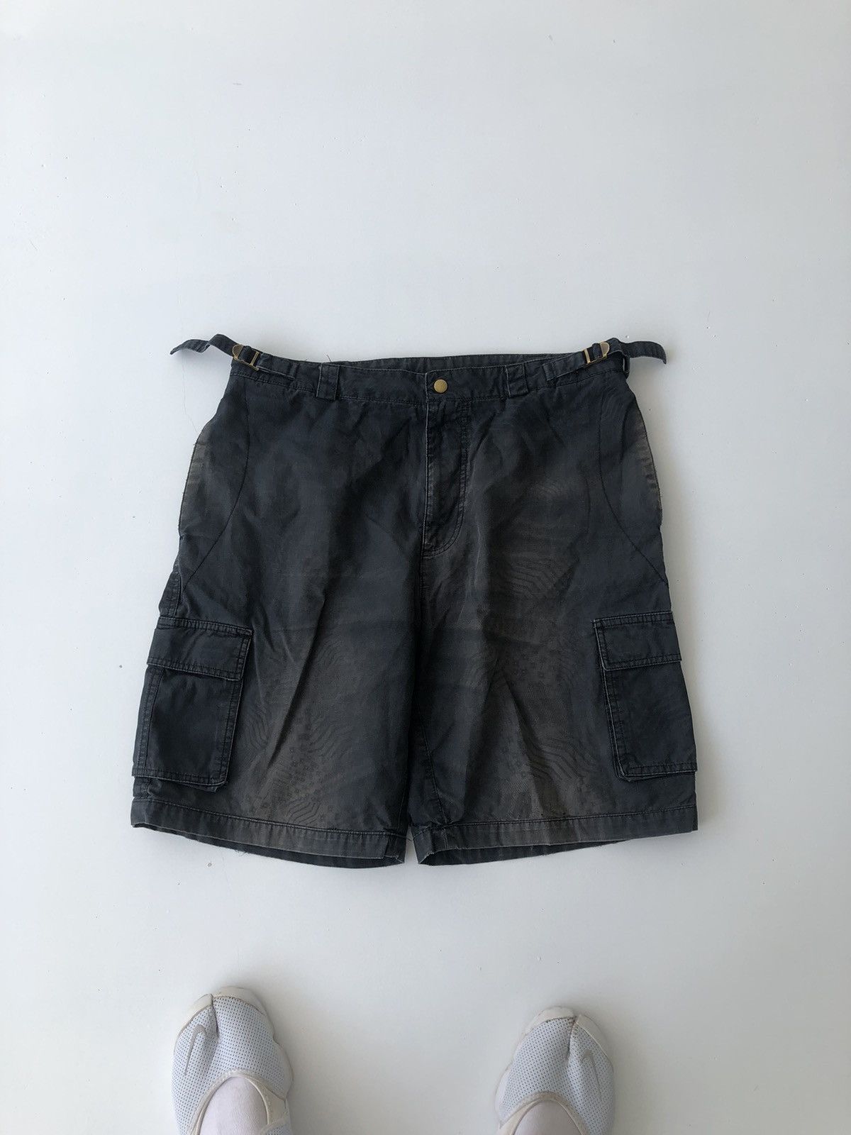 Nike Vintage 90s Nike cargo shorts jorts distressed faded y2k Size US 32 / EU 48 - 1 Thumbnail