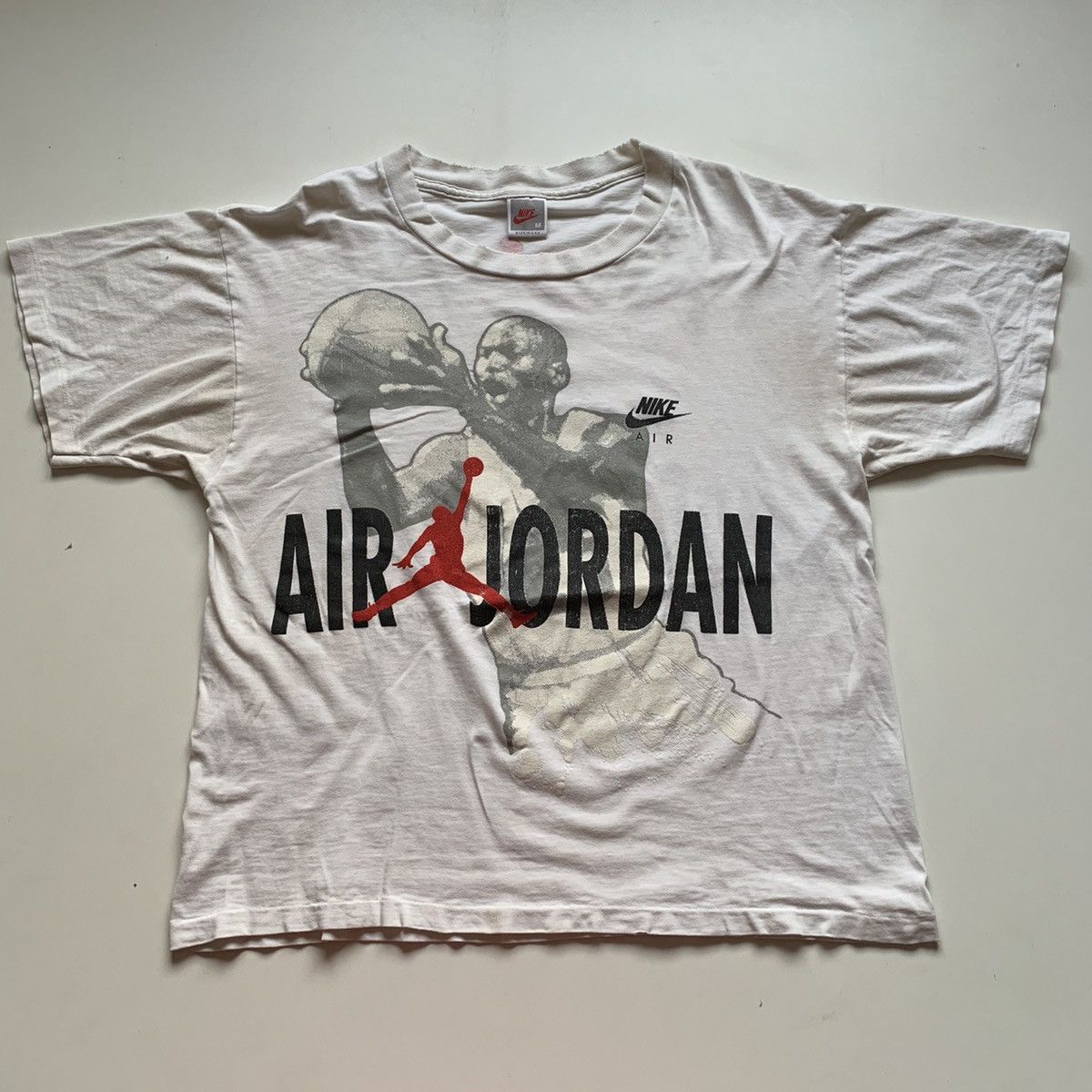 Nike × Vintage Vintage 90s 1991 Nike Hare Jordan Bugs Bunny Graphic T Shirt Size US M / EU 48-50 / 2 - 1 Thumbnail