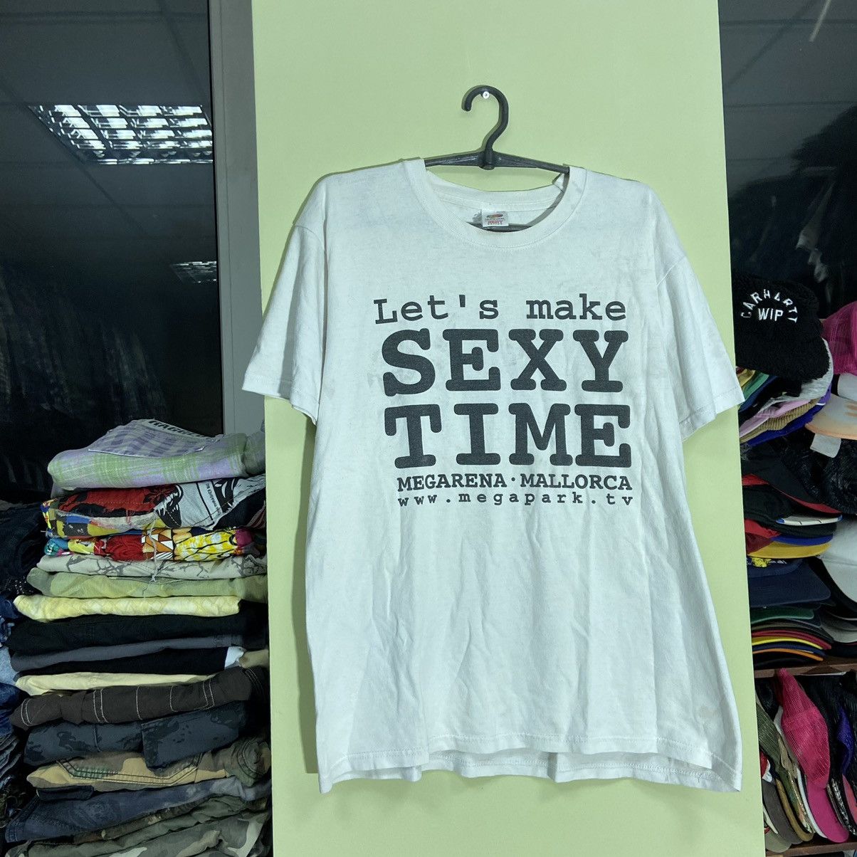 Vintage Vintage 90s Graphic Tee Humor Print Sun Faded Streetwear L Size US L / EU 52-54 / 3 - 4 Thumbnail