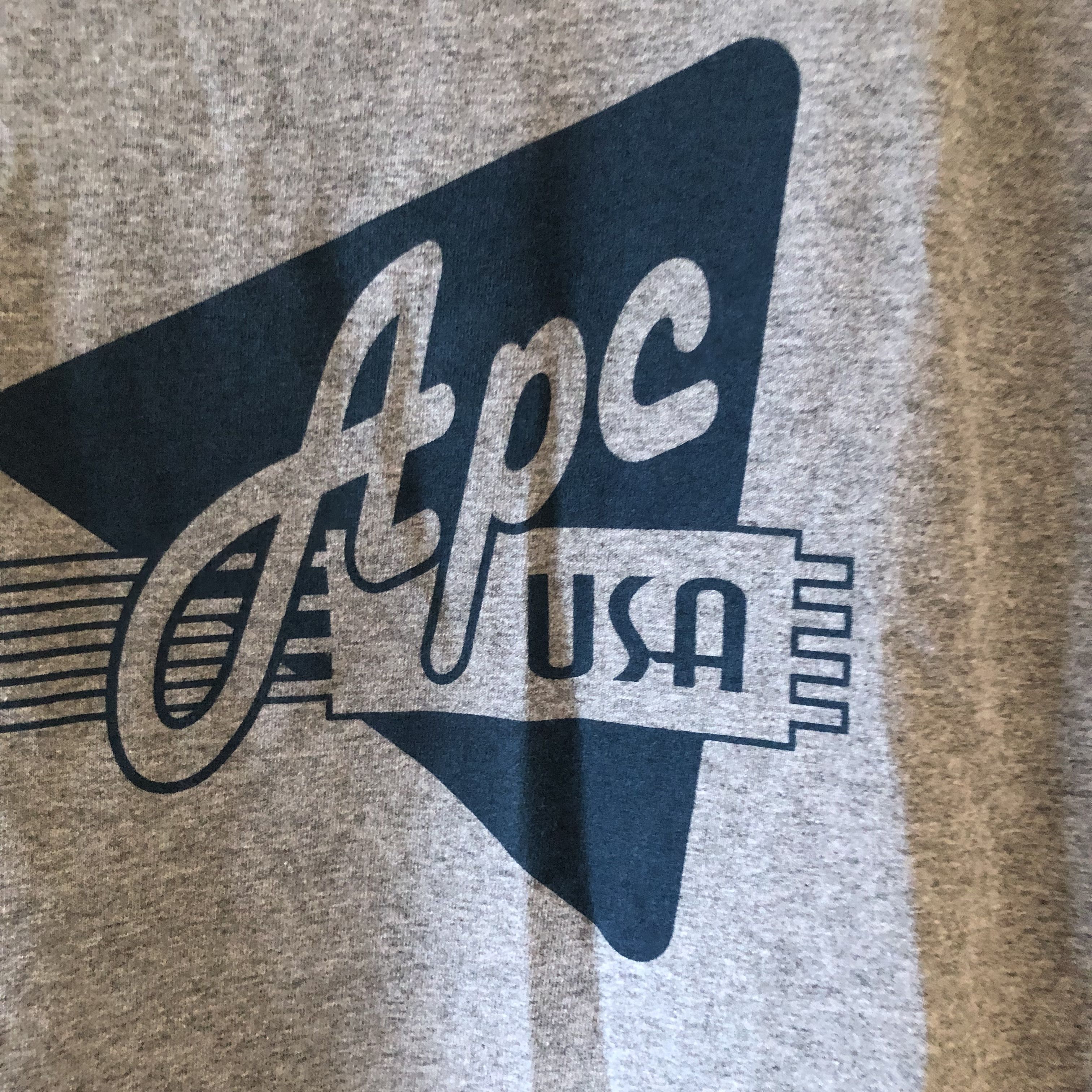 A.P.C. A.P.C. USA Tee Size US XL / EU 56 / 4 - 2 Thumbnail