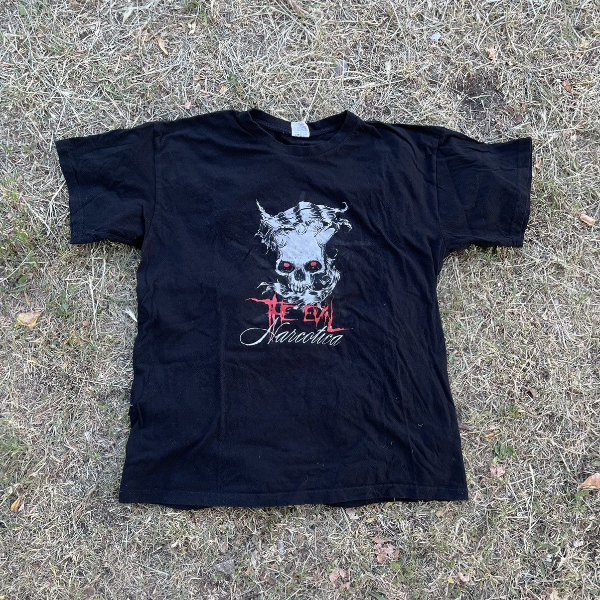 Vintage Vintage 90s Evil Narcotica Band Tee Graphic Grunge Dark L Size US L / EU 52-54 / 3 - 1 Thumbnail