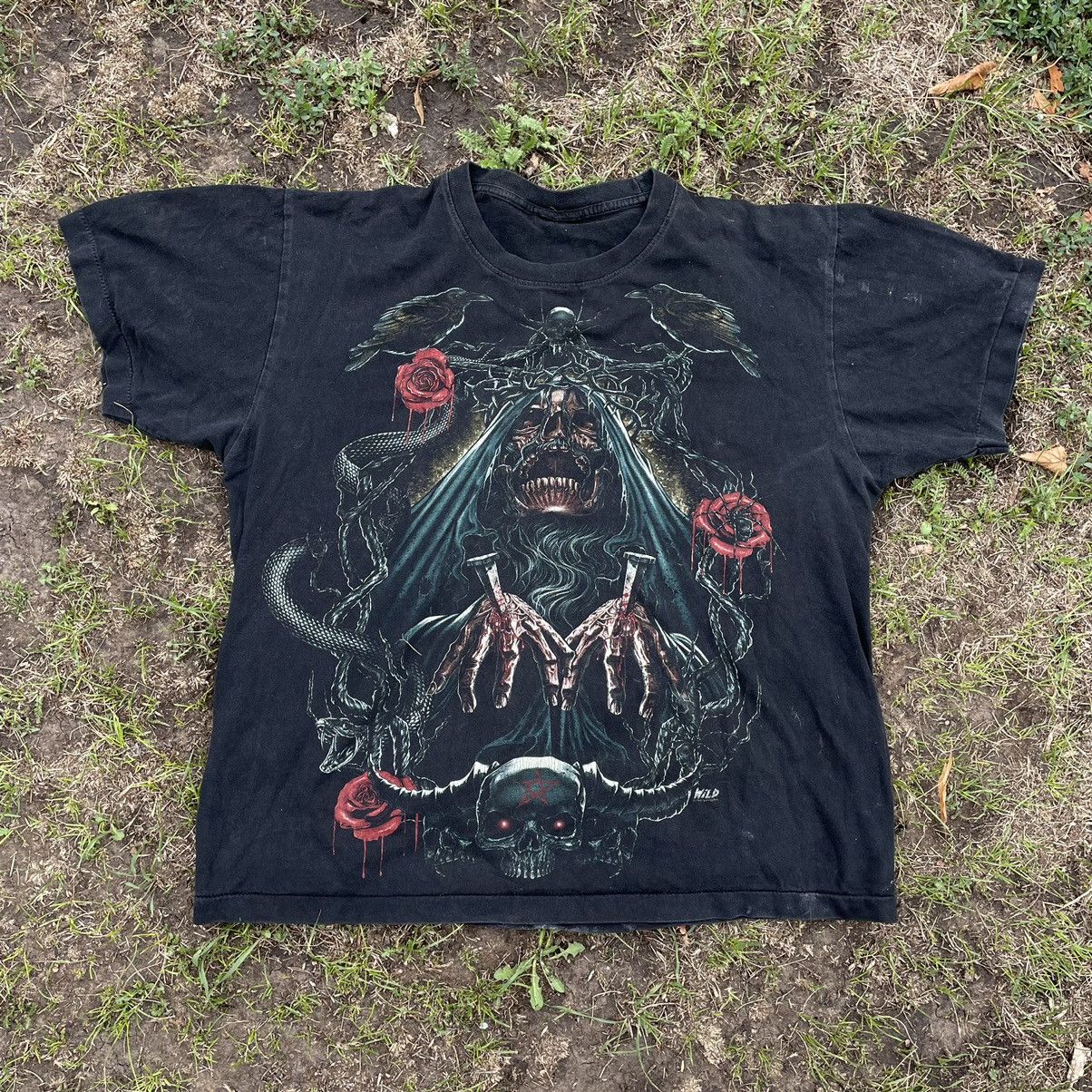 Vintage Vintage 90s Horror Graphic Tee Skulls Roses Dark Academia L Size US L / EU 52-54 / 3 - 1 Thumbnail