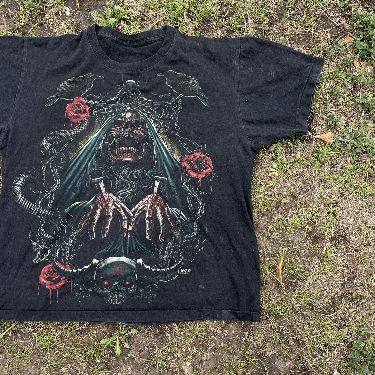 Vintage Vintage 90s Horror Graphic Tee Skulls Roses Dark Academia L Size US L / EU 52-54 / 3 - 4 Thumbnail