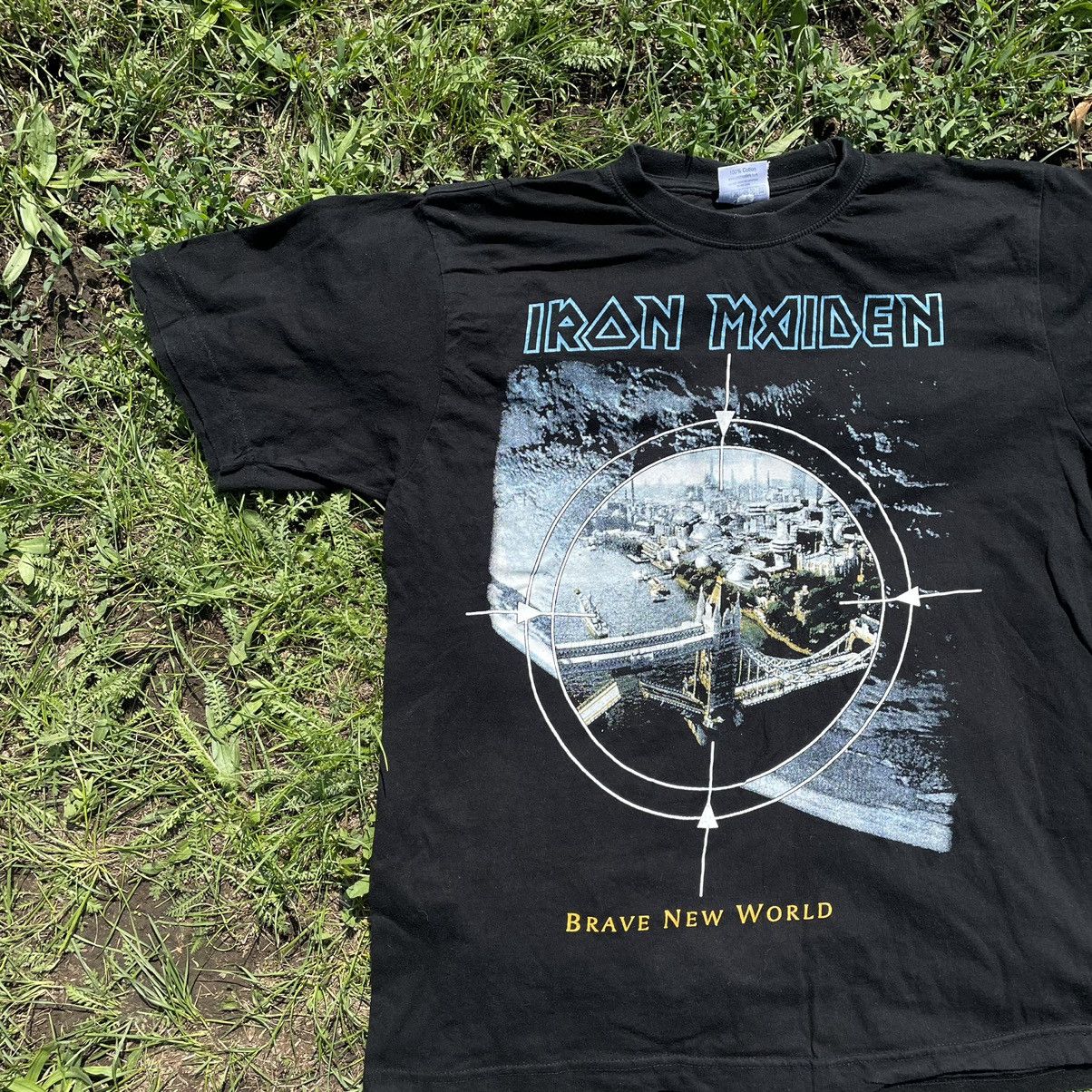 Vintage Vintage Iron Maiden Band Tee Graphic Print Grunge Rock L Size US L / EU 52-54 / 3 - 3 Thumbnail