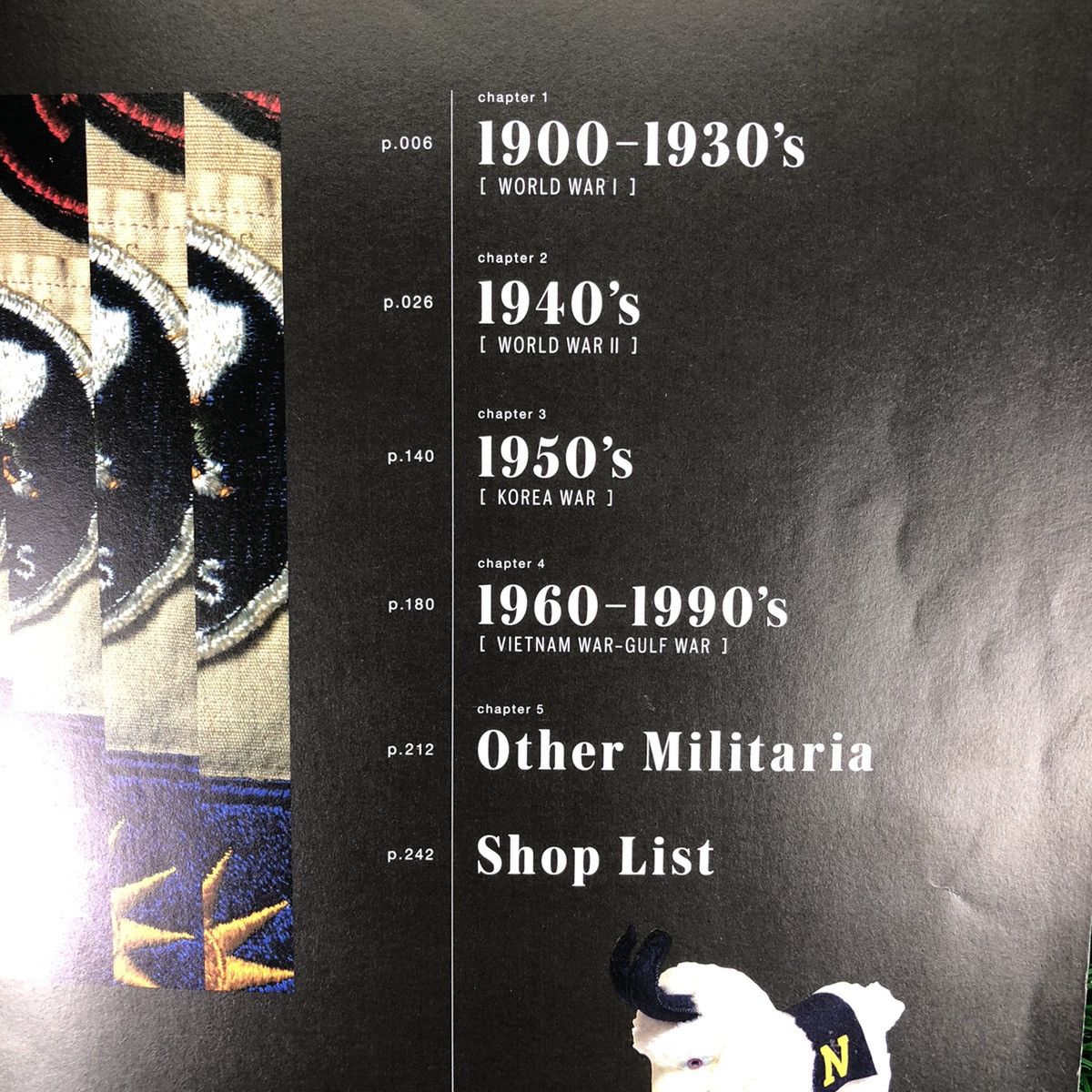 Japanese Brand All About Vintage Military Jacket History in 1900~1990s Size ONE SIZE - 4 Thumbnail