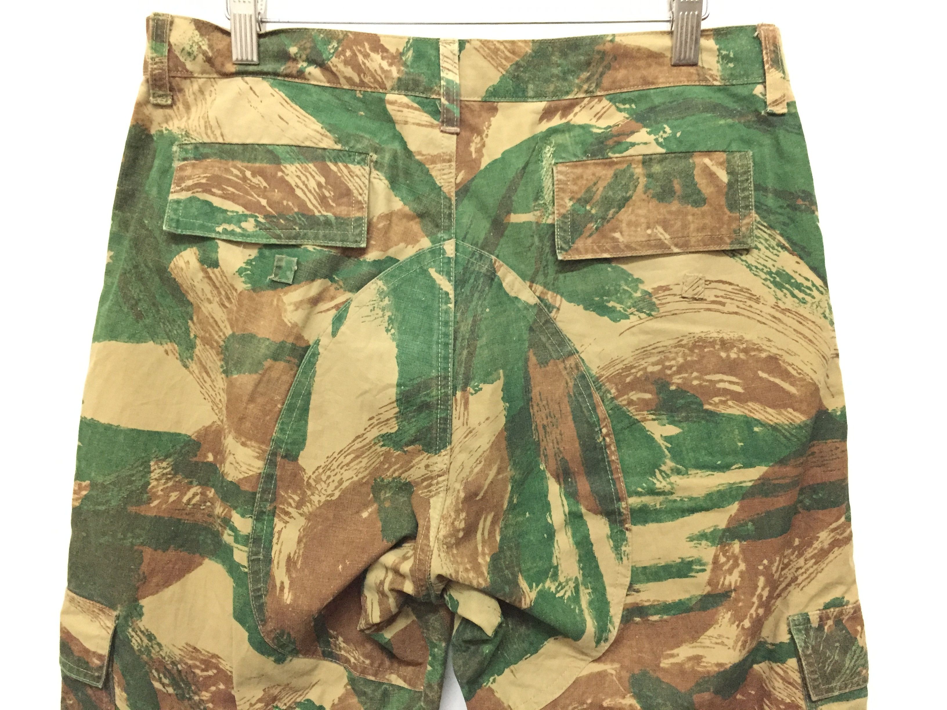 Devilock 1990s DEVILOCK camouflage Tactical cargos pants Size US 31 - 8 Thumbnail