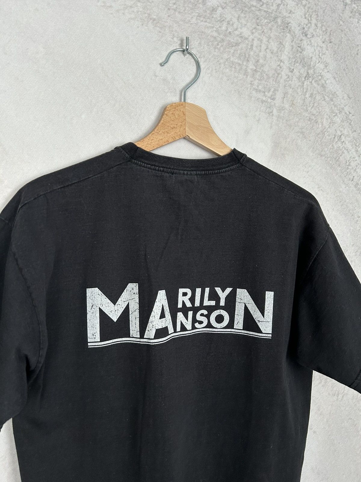 Band Tees Vintage Marilyn Manson Rock Band Tee Alternative Horror Size US M / EU 48-50 / 2 - 4 Thumbnail