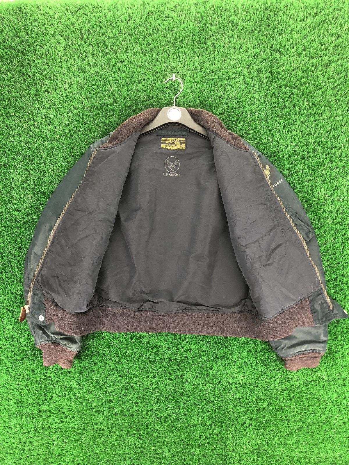 Buzz Rickson's Buzz Rickson USAF Flight Jacket Type L-2A Scovill Zipper Size US L / EU 52-54 / 3 - 7 Thumbnail