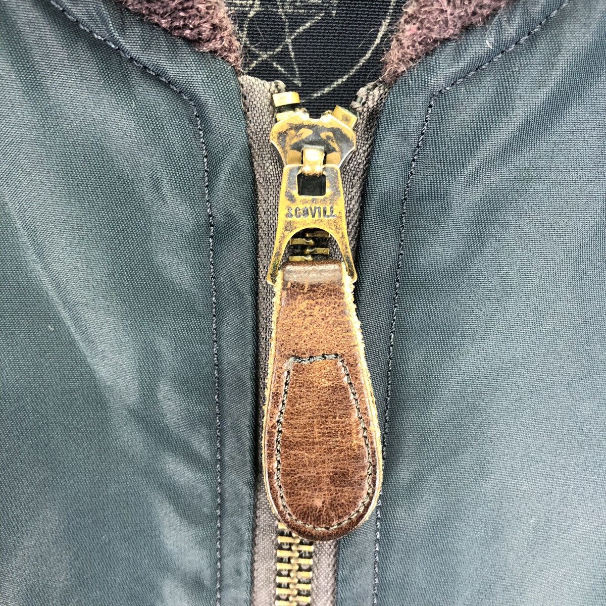 Buzz Rickson's Buzz Rickson USAF Flight Jacket Type L-2A Scovill Zipper Size US L / EU 52-54 / 3 - 13 Thumbnail