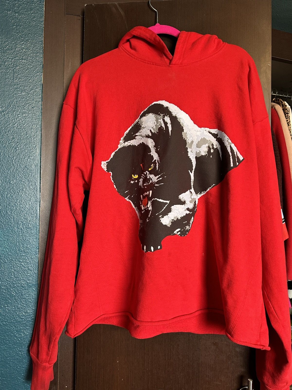 Vlone Black V Panther Hoodie - Red Size: S Size US S / EU 44-46 / 1 - 1 Thumbnail