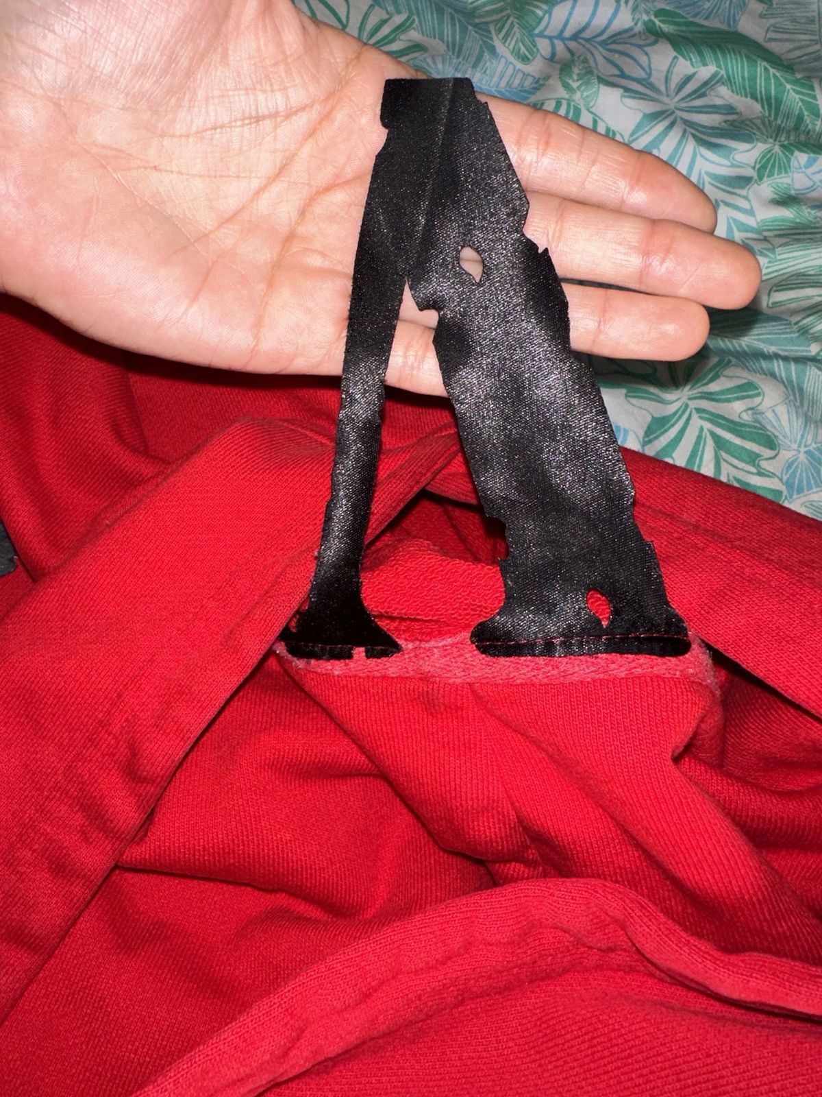 Vlone Black V Panther Hoodie - Red Size: S Size US S / EU 44-46 / 1 - 4 Thumbnail