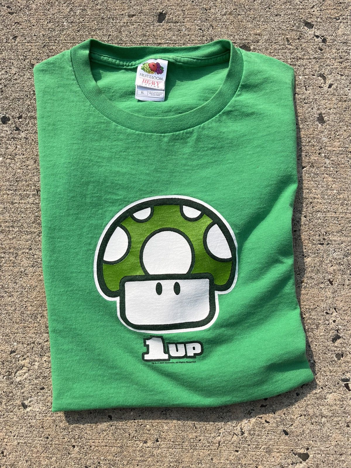 Nintendo × Vintage © 2003 NINTENDO SUPER MARIO “1-UP MUSHROOMS” T-SHIRT Size US XL / EU 56 / 4 - 6 Thumbnail