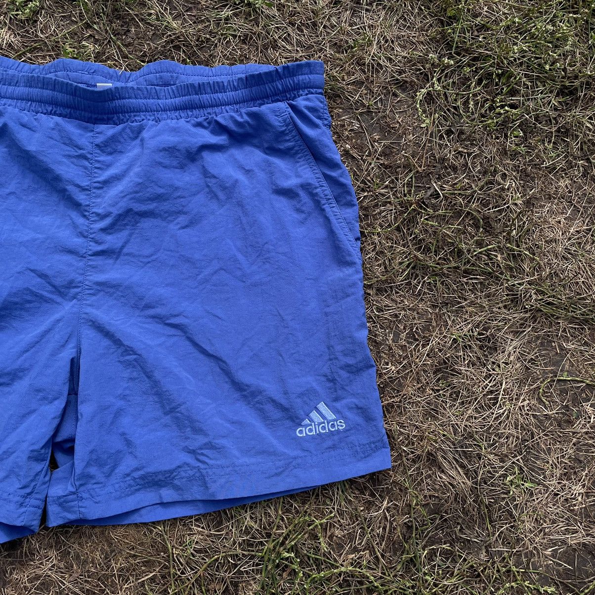 Vintage Vintage 90s Adidas Stripes Shorts Streetwear Blue Faded 32 Size US 32 / EU 48 - 2 Thumbnail