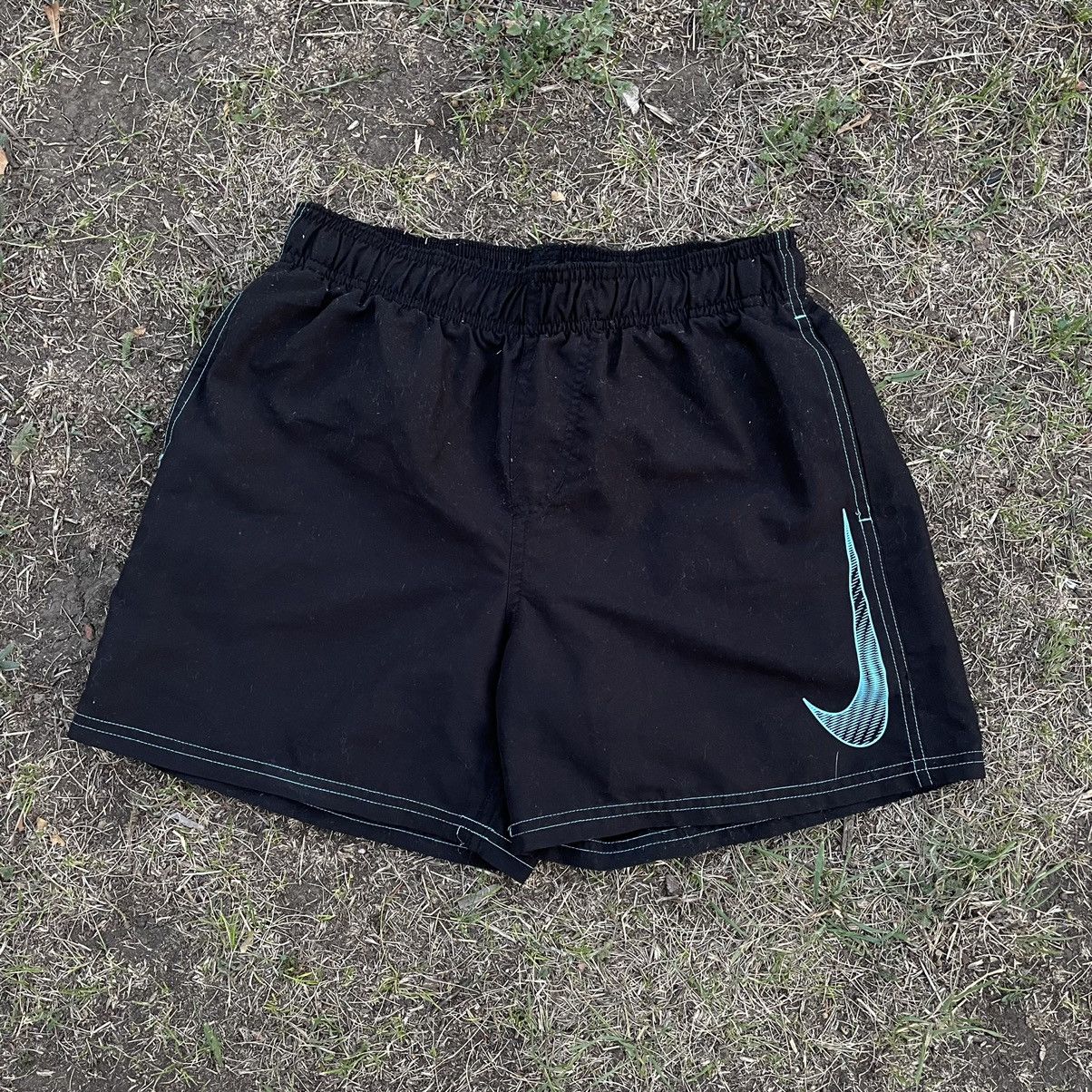 Nike Vintage 90s Nike Swoosh Logo Shorts Streetwear Size US 28 / EU 44 - 1 Thumbnail