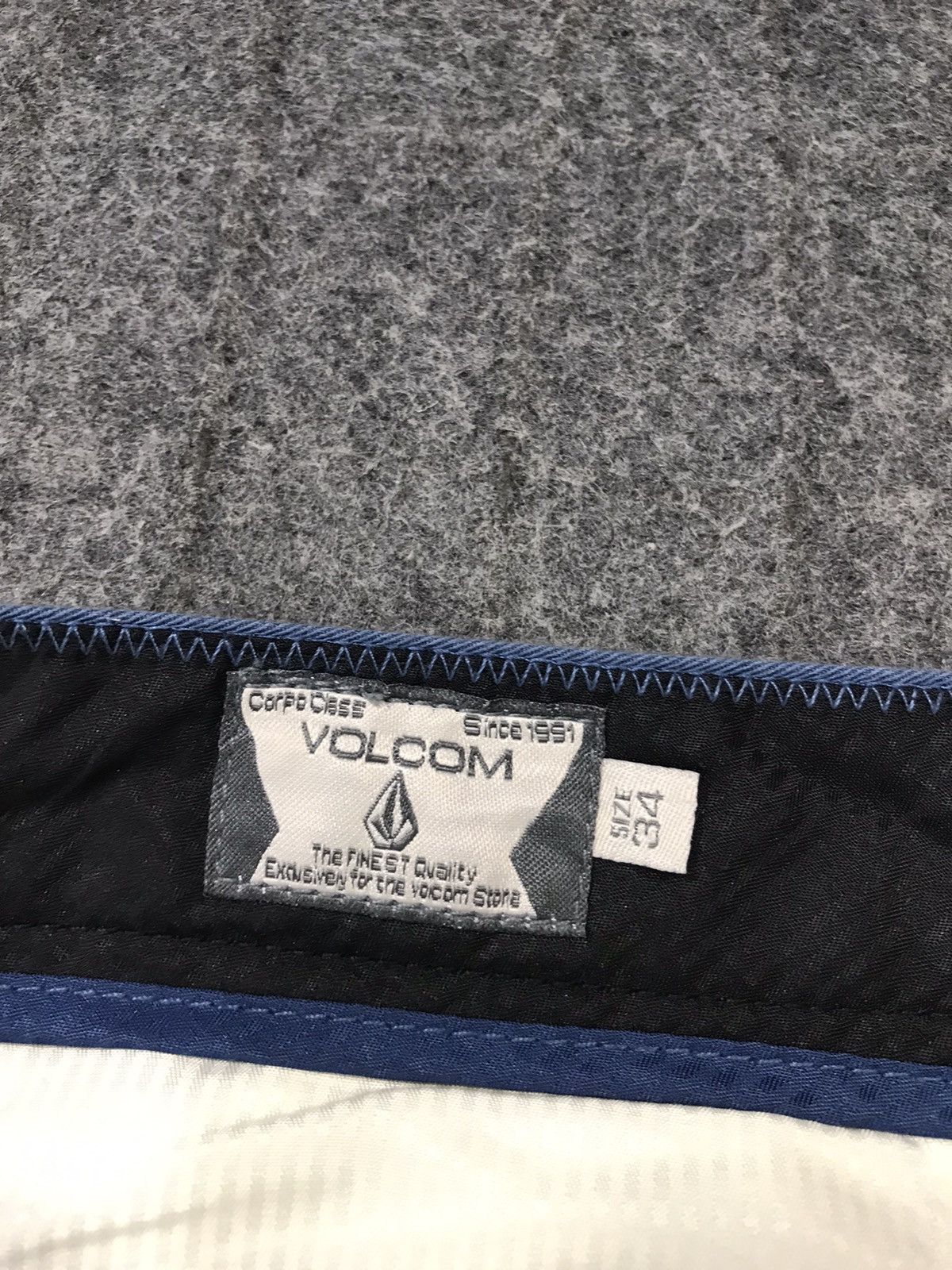 Vintage × Volcom Vintage Volcom Casual Pants Zipper Blue Colour Style Size US 36 / EU 52 - 14 Thumbnail