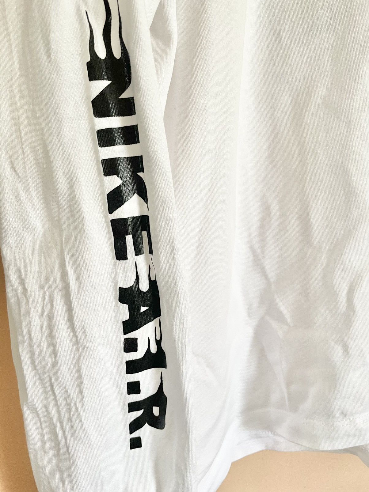 Nike Nike Air Max Tn Lugosis Art edition long sleeve Size US XL / EU 56 / 4 - 7 Thumbnail