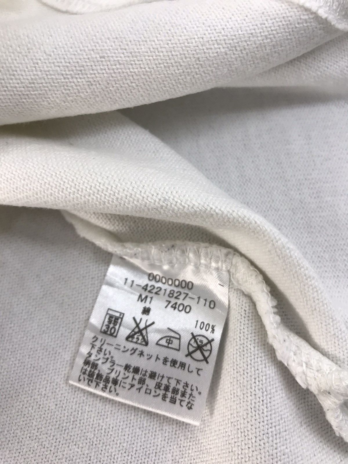 Tommy Hilfiger Vintage Tommy Hilfiger Big Logo Design Size US M / EU 48-50 / 2 - 8 Thumbnail