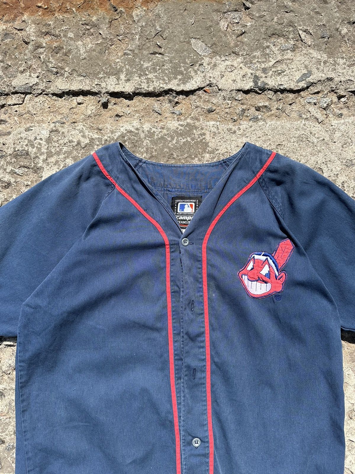 MLB × Majestic × Vintage Vintage 90s MLB Cleveland Indians Jersey T-Shirt Size US L / EU 52-54 / 3 - 2 Thumbnail