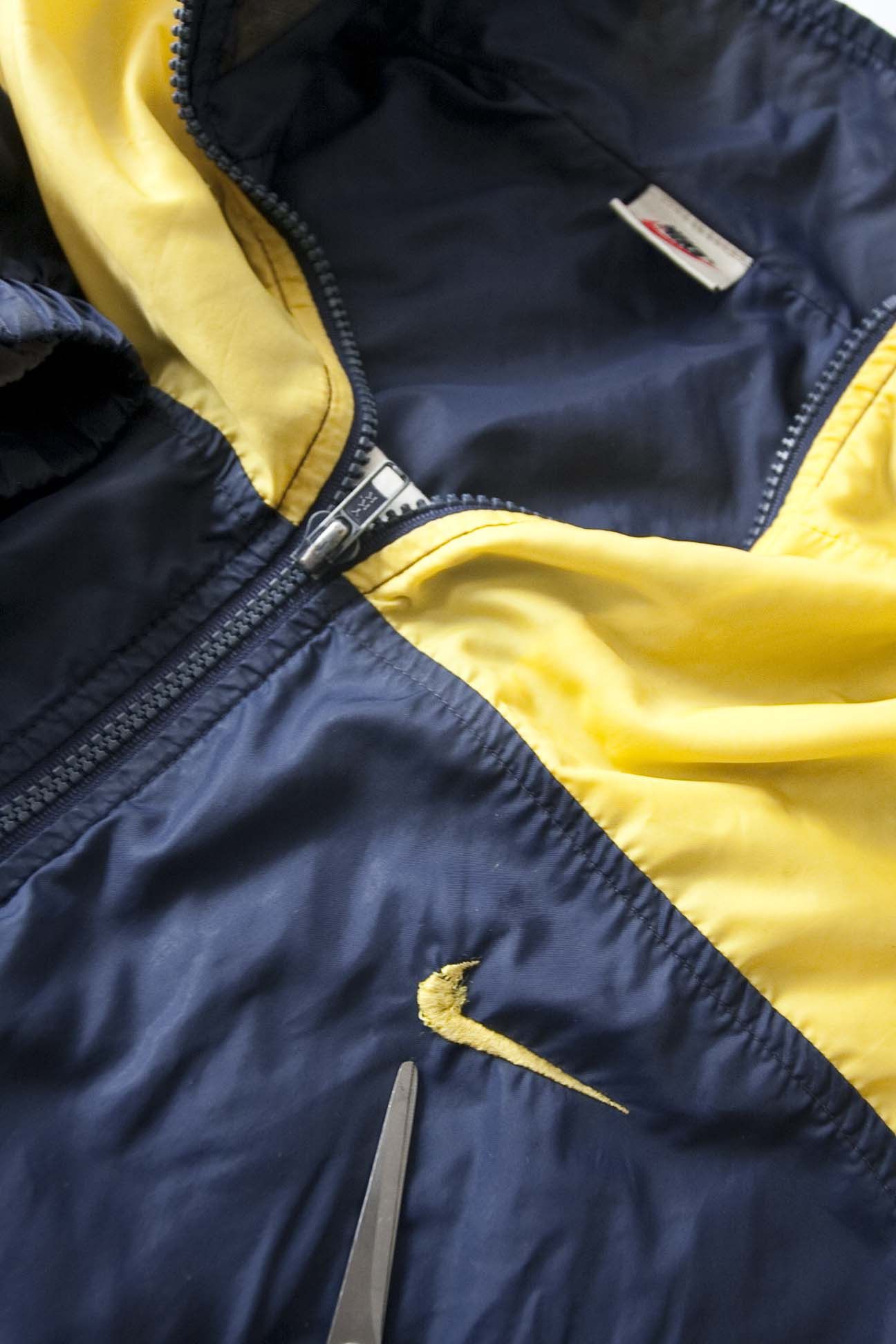 Nike × Vintage Nike Vintage Track Jacket Full Zip Size L /XL Size US XL / EU 56 / 4 - 6 Thumbnail