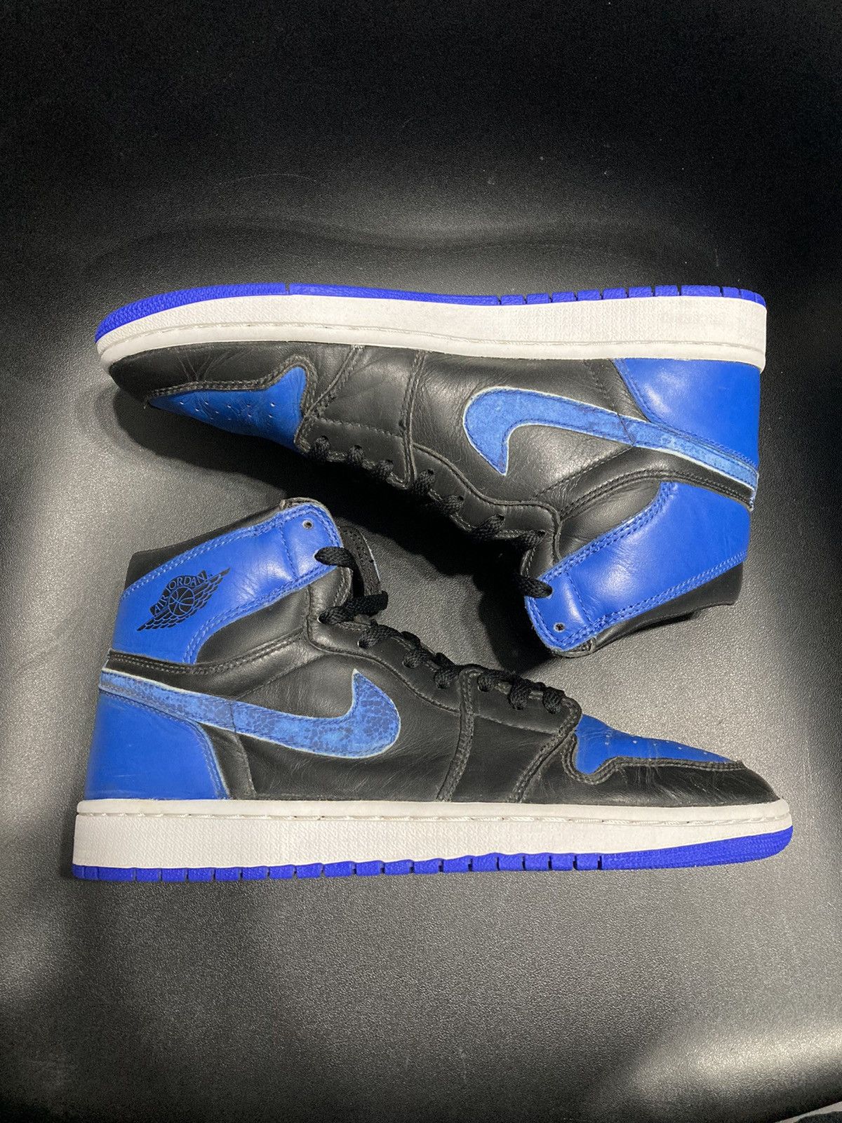 Nike Air Jordan 1 High 2001 “Royal” Size US 9.5 / EU 42-43 - 2 Thumbnail