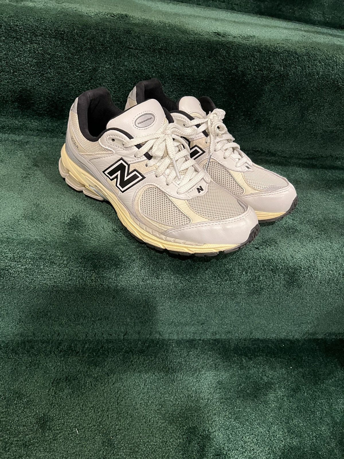 New Balance × thisisneverthat New Balance 2002R thisisneverthat White Size US 9.5 / EU 42-43 - 1 Thumbnail