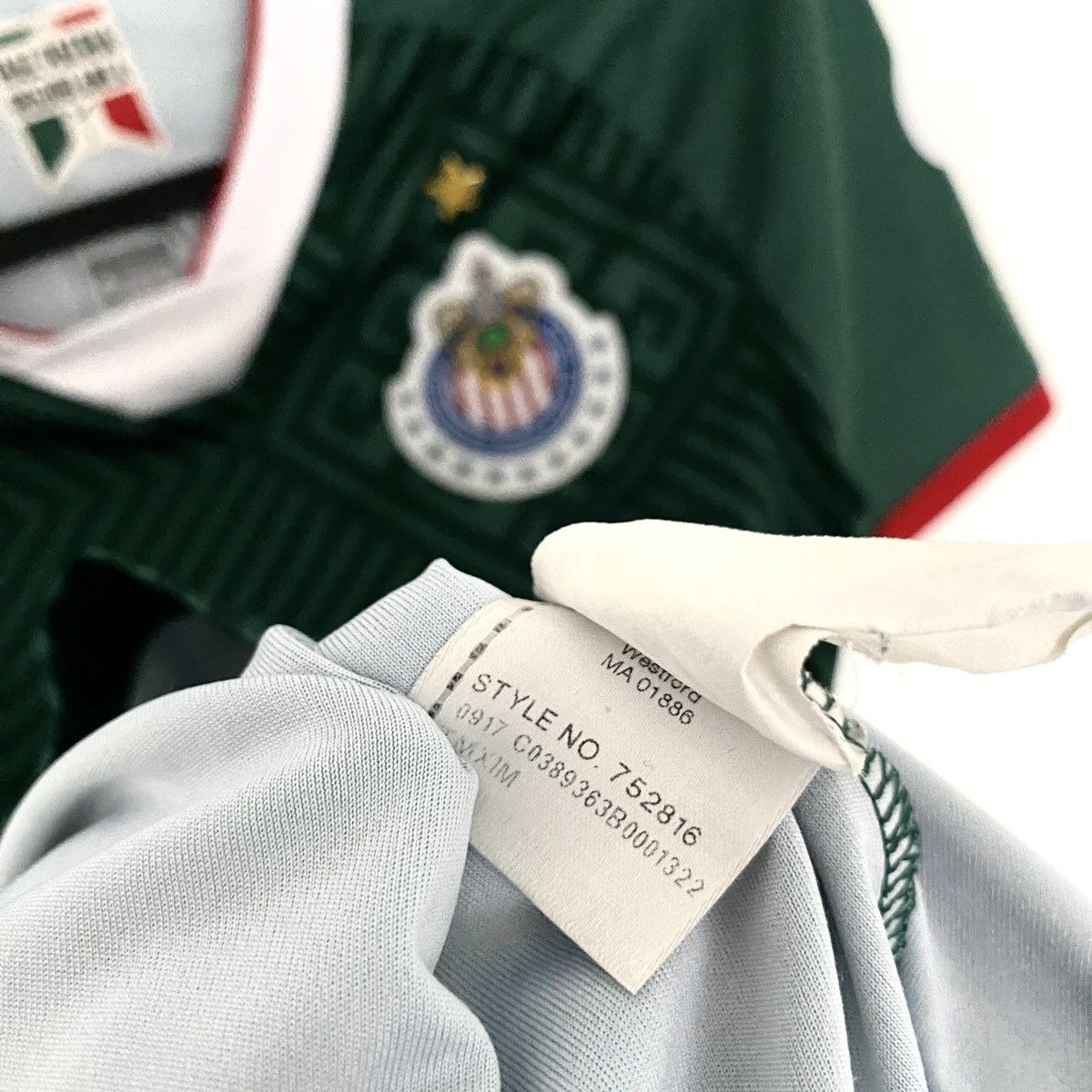 Puma 2017 2018 Chivas De Guadalajara Puma Third Kit Soccer Jersey Size US XS / EU 42 / 0 - 4 Thumbnail