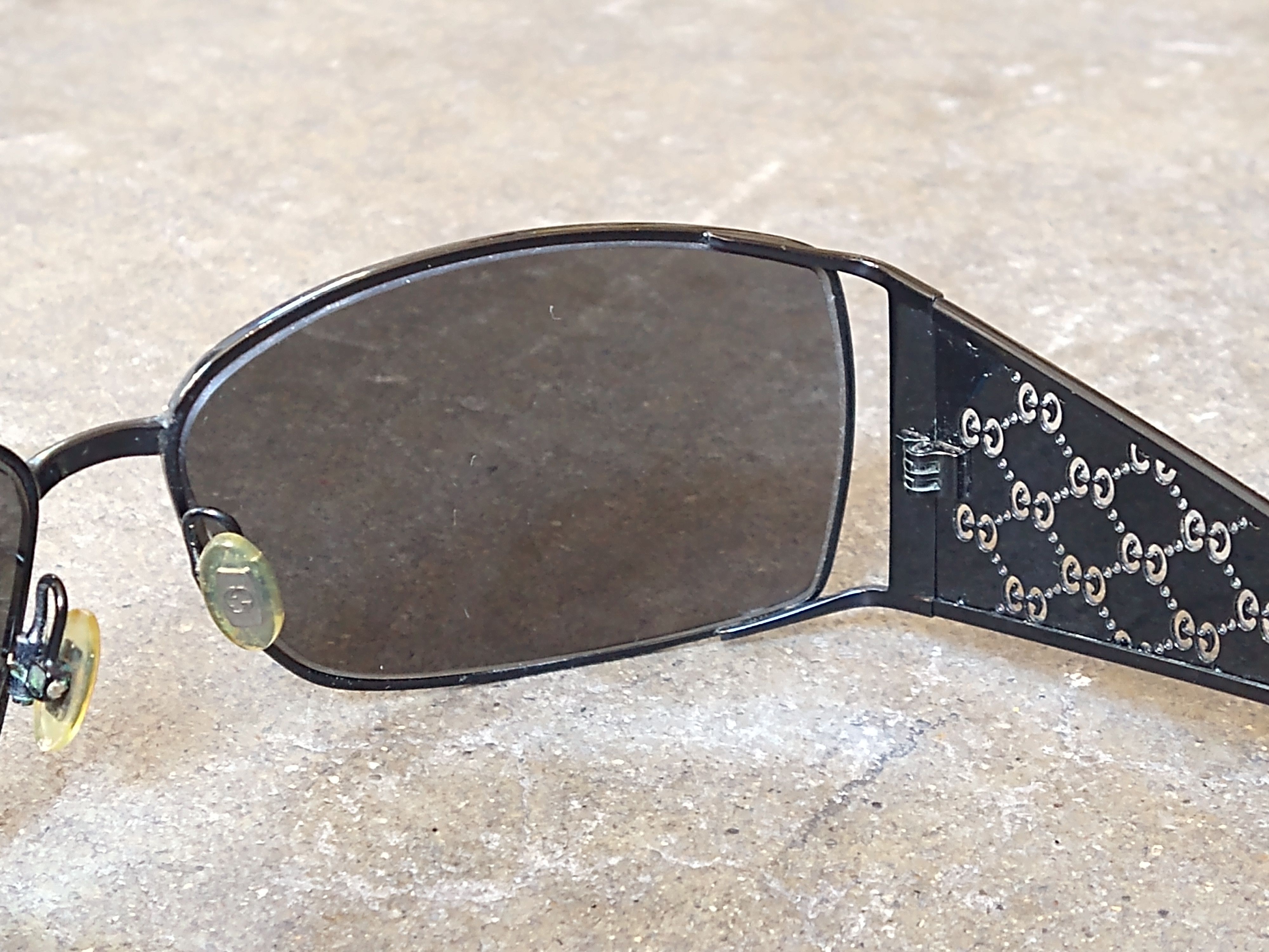 Gucci Gucci Sunglasses GG 2832/S Black Monogram Italy Size ONE SIZE - 7 Thumbnail
