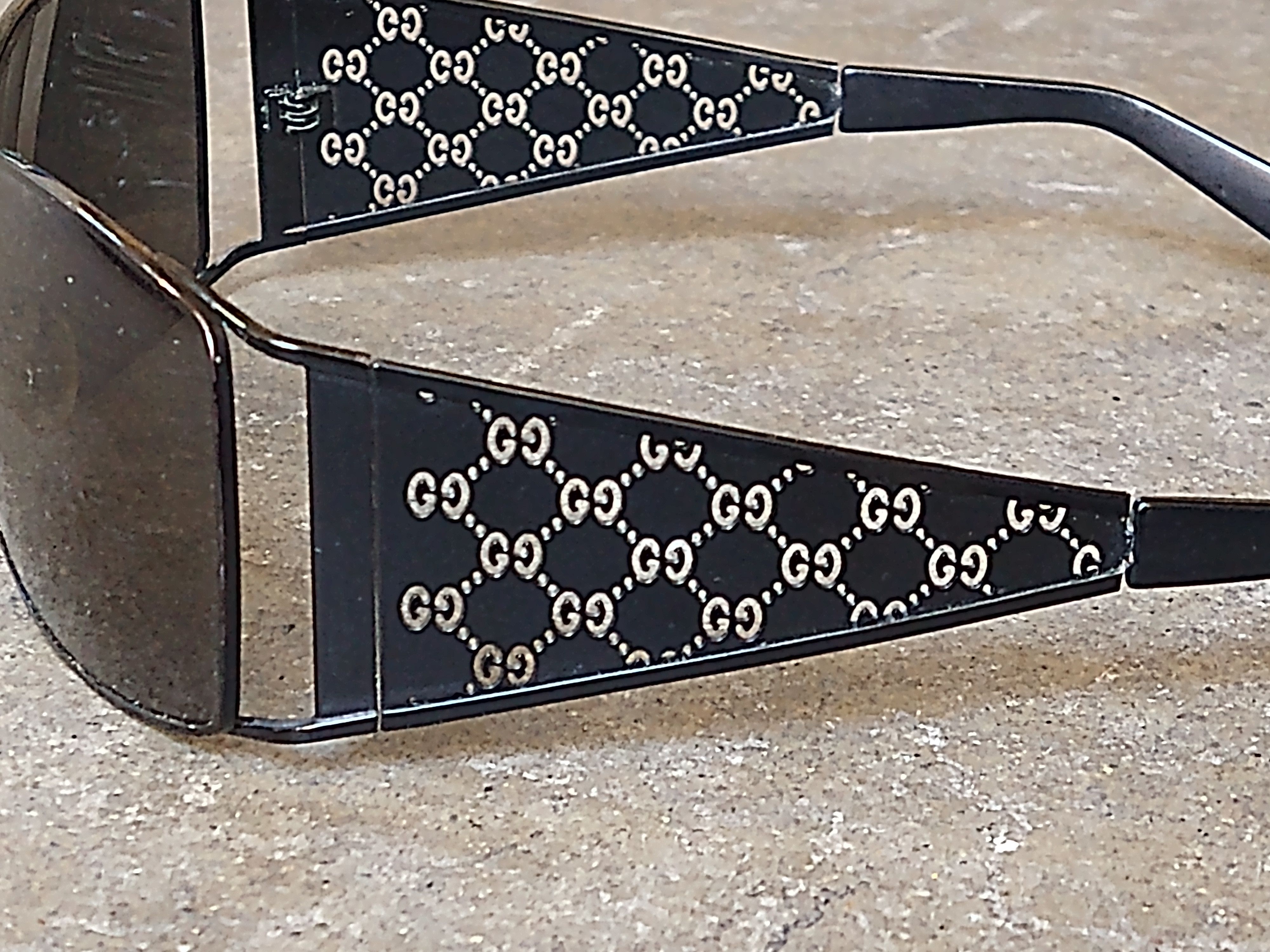 Gucci Gucci Sunglasses GG 2832/S Black Monogram Italy Size ONE SIZE - 11 Thumbnail