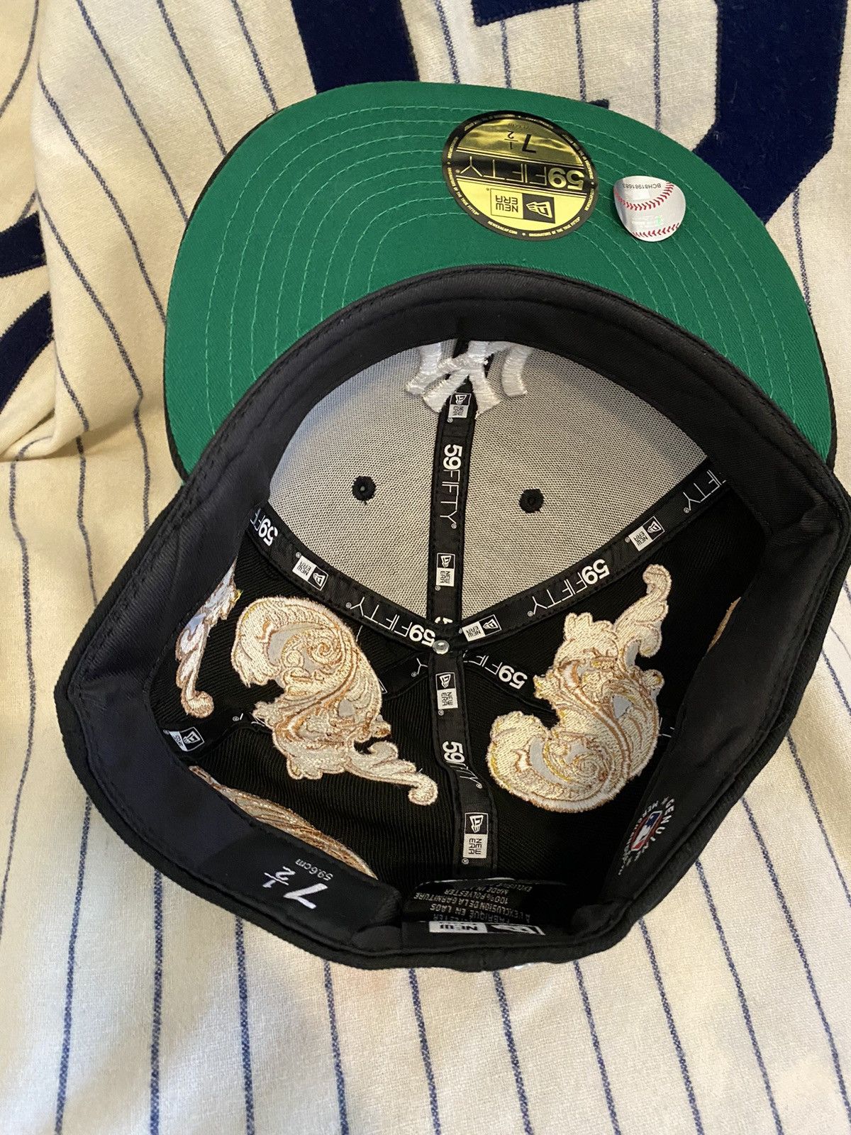 Hat Club × MyFitteds × New Era Myfitteds “Supreme Foamposite 