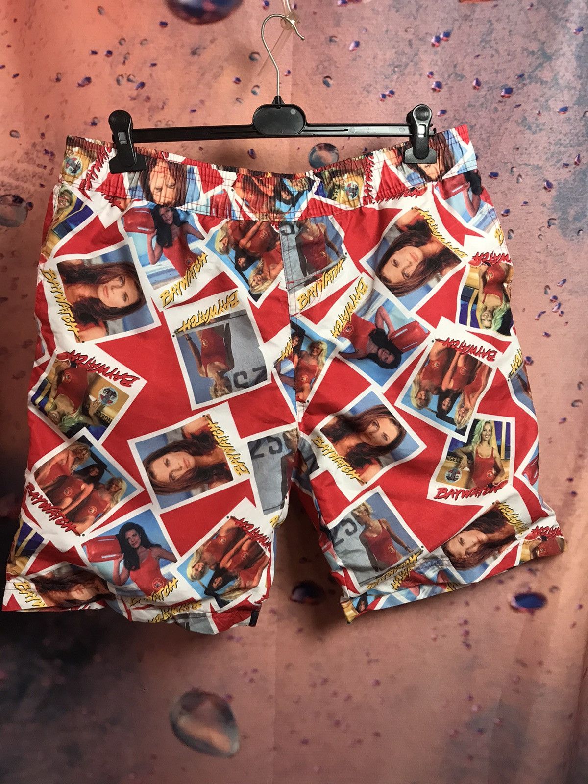 Vintage Vintage Baywatch streetwear movie shorts Size US 36 / EU 52 - 2 Thumbnail
