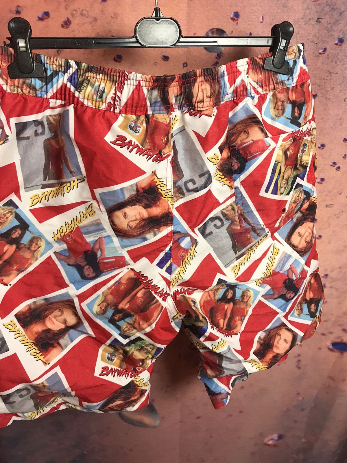 Vintage Vintage Baywatch streetwear movie shorts Size US 36 / EU 52 - 6 Thumbnail