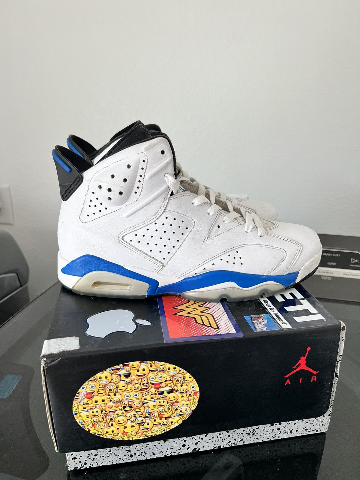 Jordan Brand × Nike Jordan 6 Retro Sport Blue (2014) Size US 9 / EU 42 - 2 Thumbnail