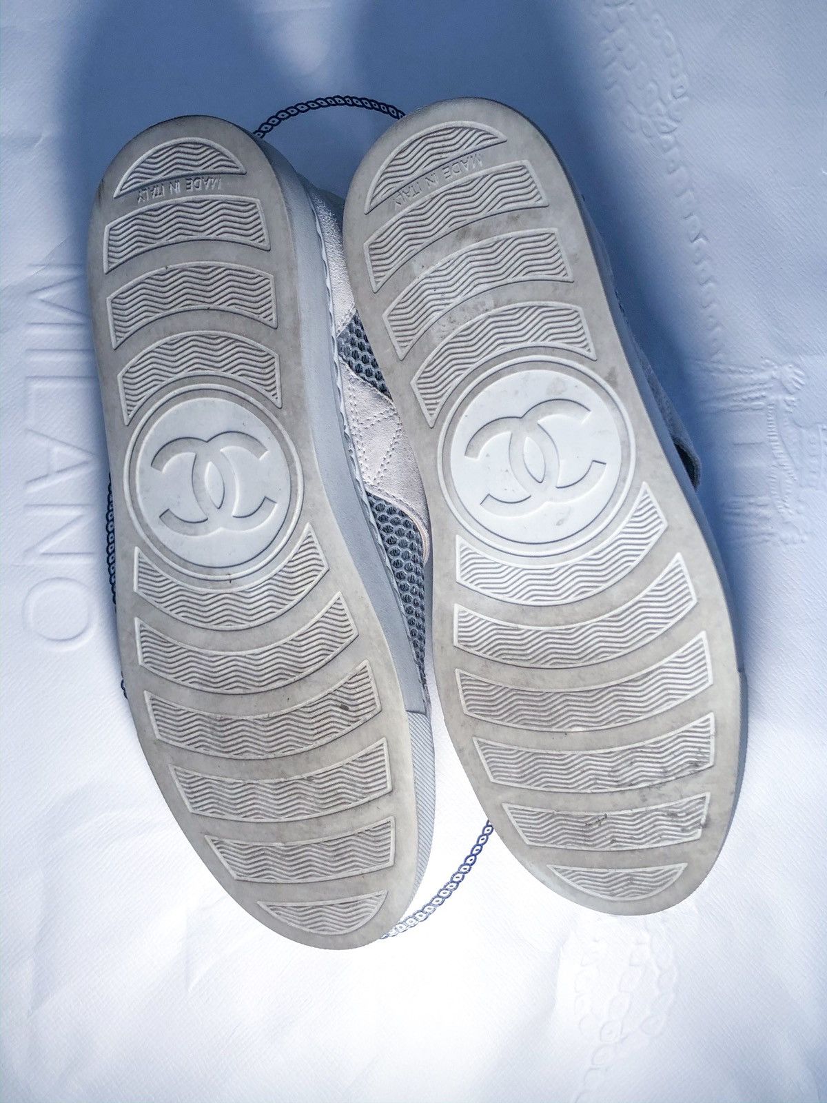 Chanel Chanel Fabric Mesh Suede Calfskin CC Sneakers SIZE 36 Size US 6 / IT 36 - 5 Thumbnail