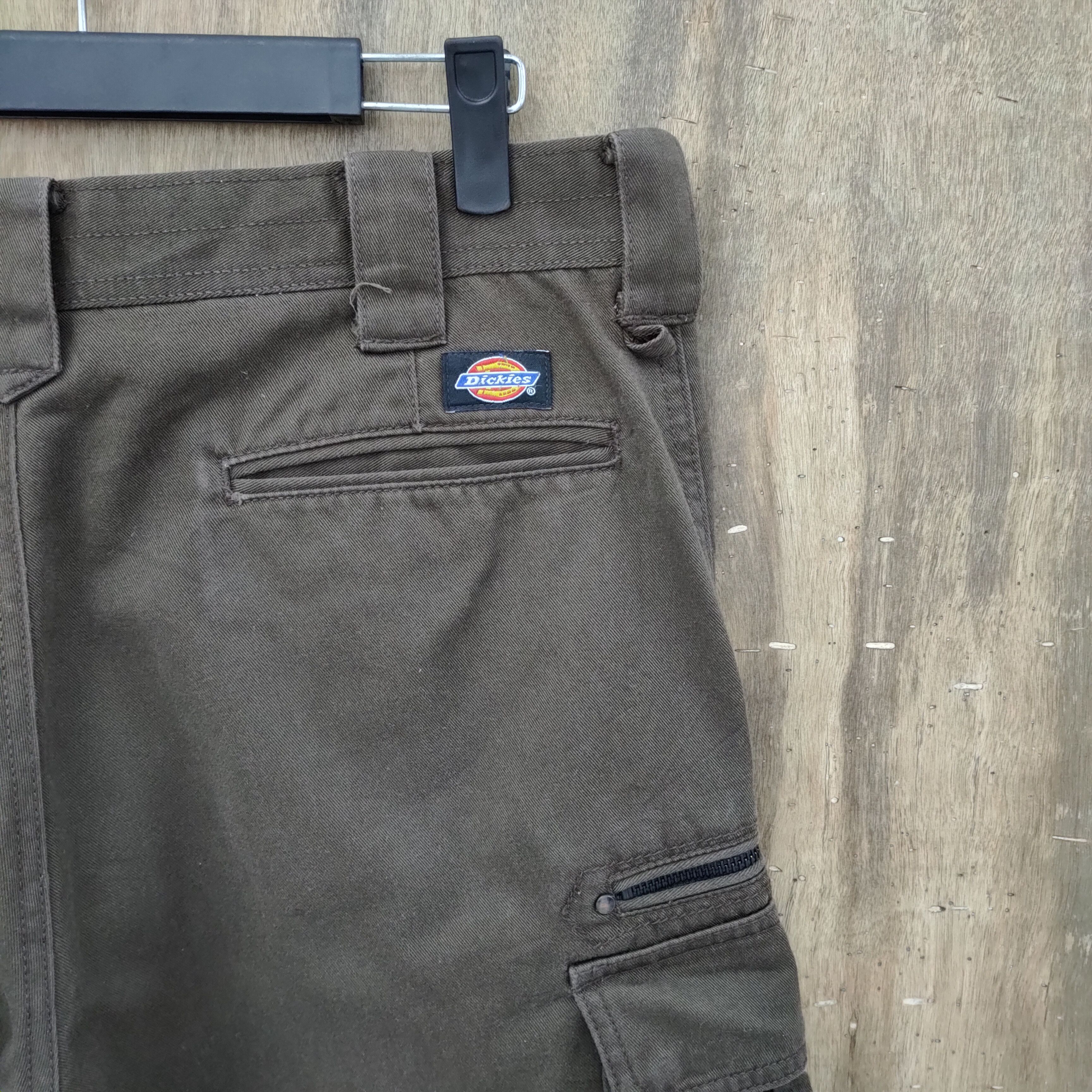 Dickies × Vintage VINTAGE DICKIES BROWN CARGO PANTS Size US 34 / EU 50 - 8 Thumbnail