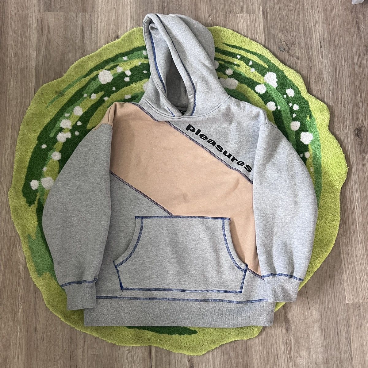 PLEASURES ESCAPISM HOODIE