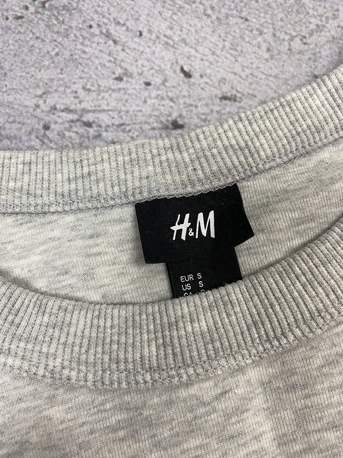 H&M sweatshirt The Weeknd xo big logo Size US S / EU 44-46 / 1 - 3 Thumbnail