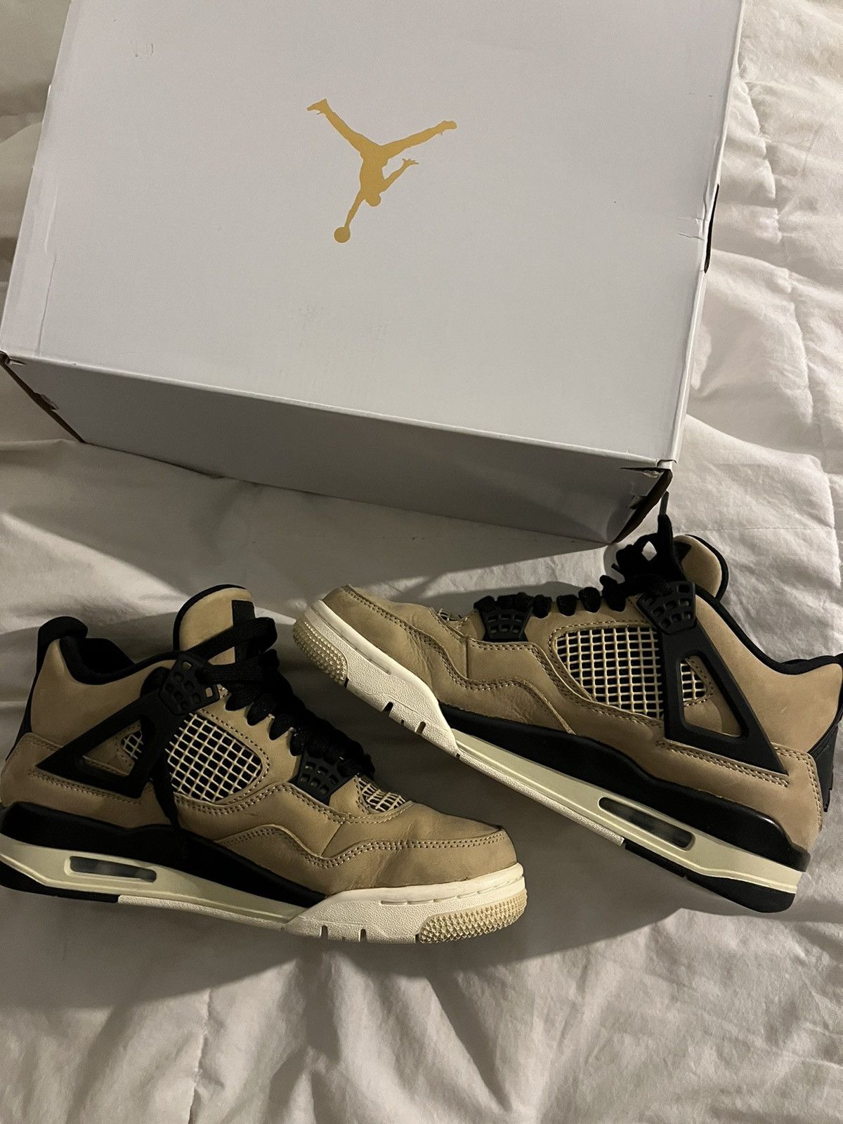 Wmns air jordan 4 retro fossil