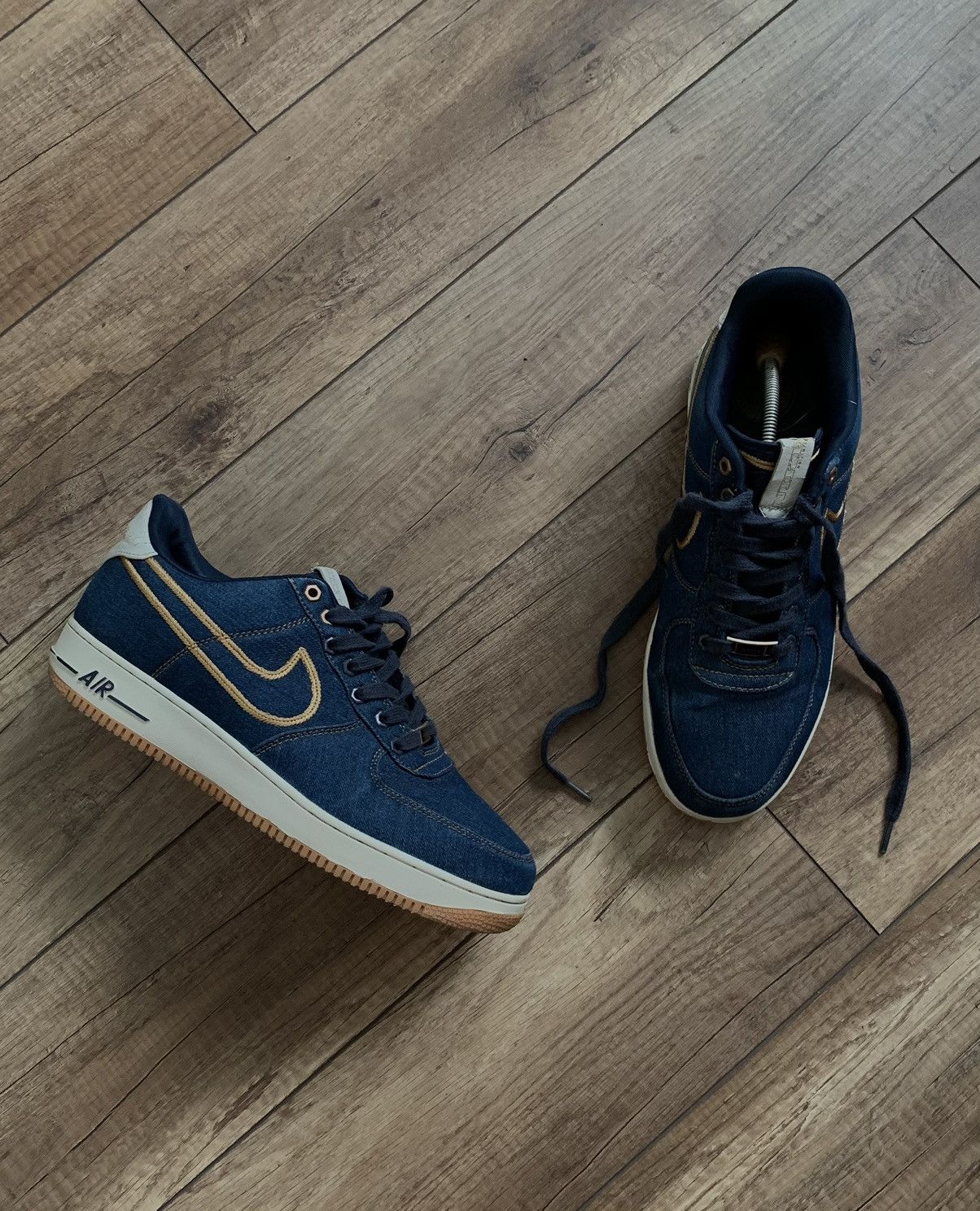 Nike RARE Nike Air Force 1 Low Premium “Denim” Sneakers Shoes Size US 12 / EU 45 - 3 Thumbnail