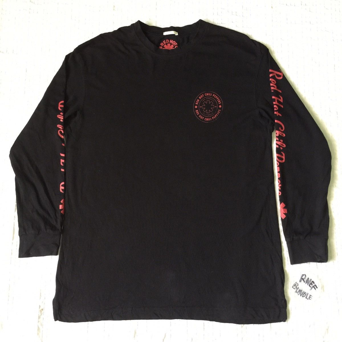 Band Tees Red hot chilli peppers long sleeves tshirt Size US M / EU 48-50 / 2 - 10 Thumbnail