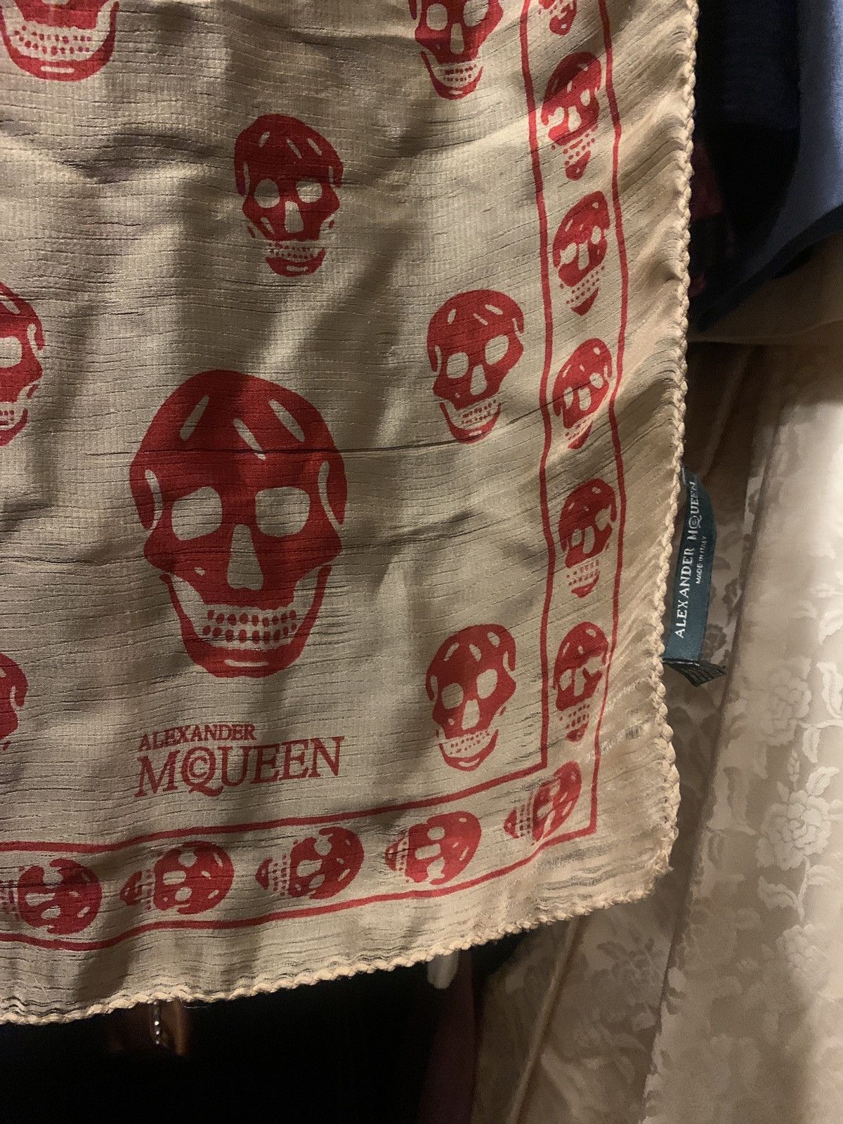 Alexander McQueen × Vintage SS2003 IRERE Collection Skull scarf Size ONE SIZE - 2 Thumbnail